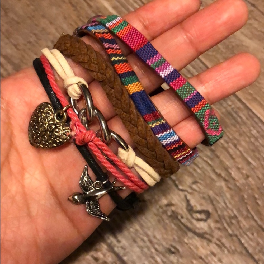 Random bracelets